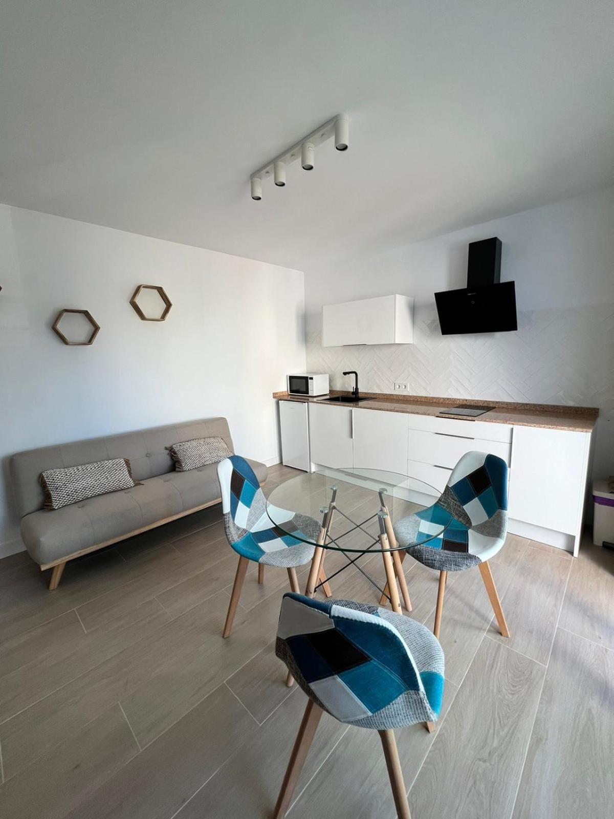 Apartamentos Buganvilla Roquetas De Mar Quarto foto